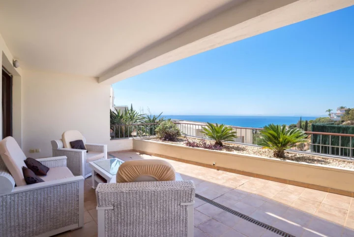 Apartament na parterze Altos de los Monteros