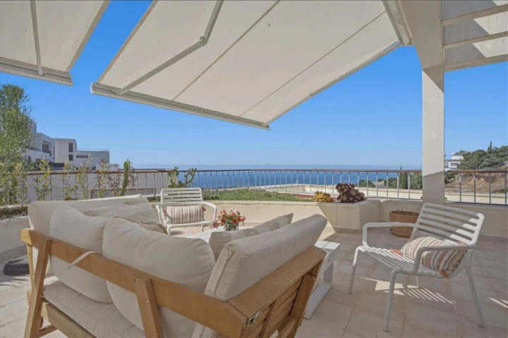 Penthouse Duplex Altos de los Monteros