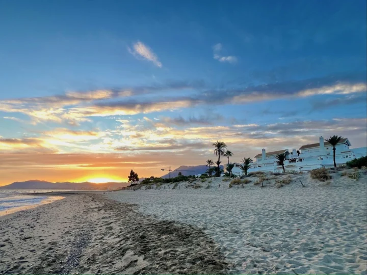 Apartament na parterze Los Monteros