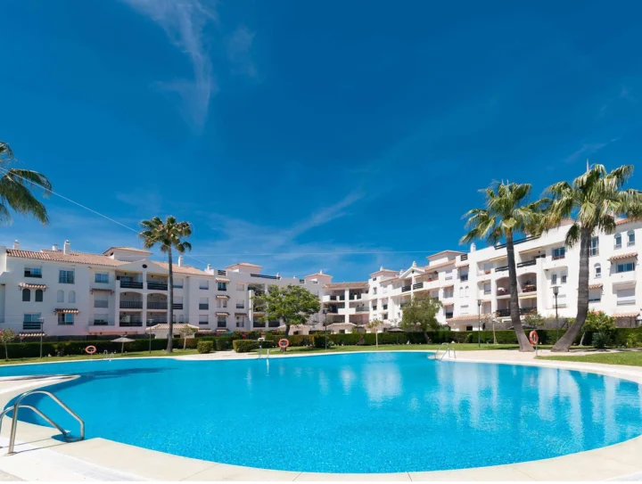 Apartament na środkowym piętrze San Pedro de Alcántara