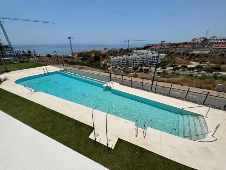 Apartament na środkowym piętrze Fuengirola
