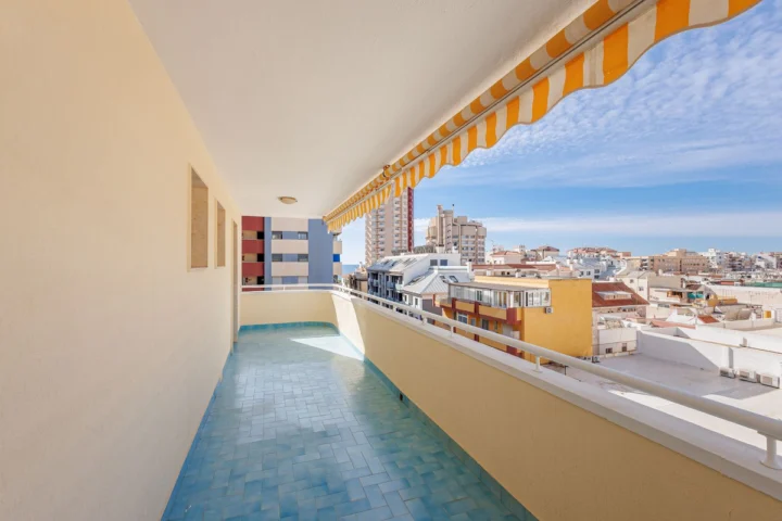 Apartament na środkowym piętrze Fuengirola