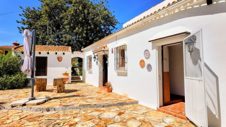 Finca - Cortijo Almogía