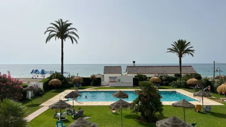 Apartament na środkowym piętrze La Cala de Mijas