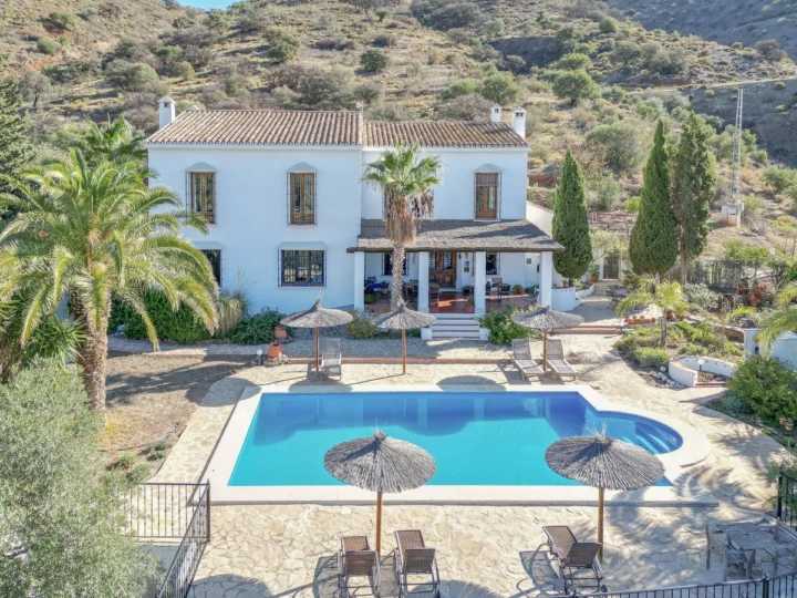 Finca - Cortijo Alora