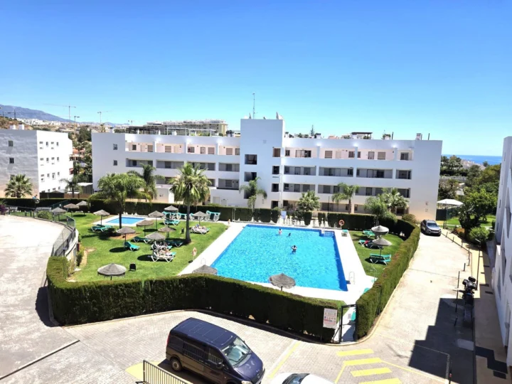 Apartament na środkowym piętrze Miraflores