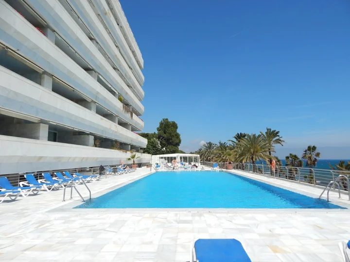 Apartament na środkowym piętrze Marbella