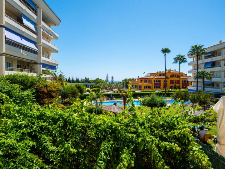 Apartament na środkowym piętrze Marbella
