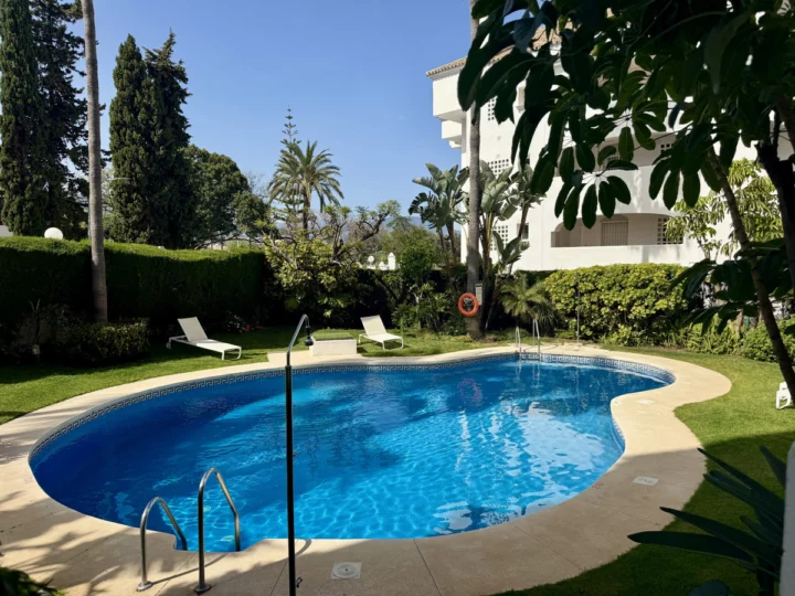 Penthouse Duplex Guadalmina Baja