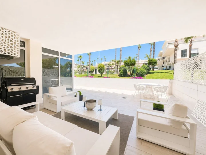 Apartament na parterze Puerto Banús