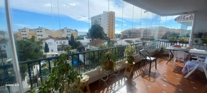 Apartament na środkowym piętrze La Cala de Mijas