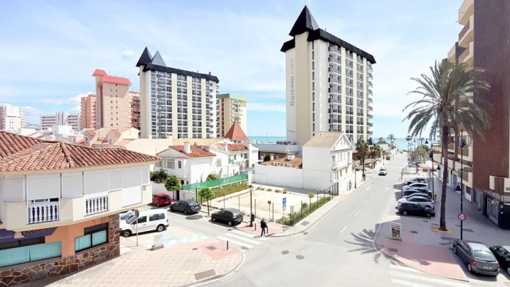 Apartament na środkowym piętrze Fuengirola