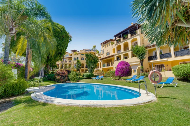Apartament na parterze Guadalmina Alta
