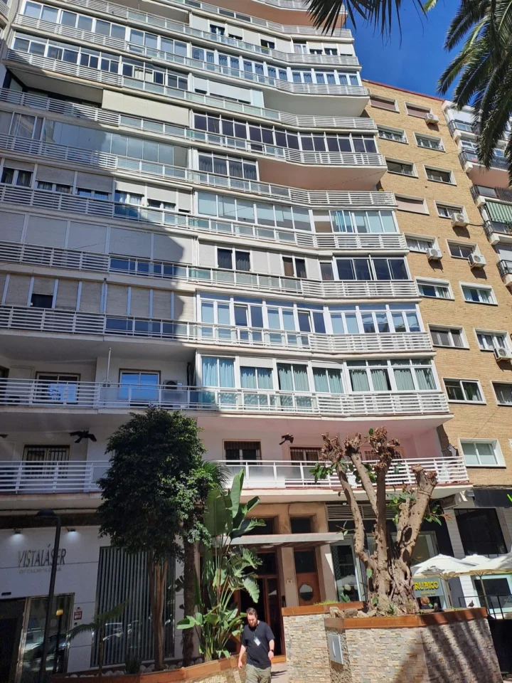 Apartament na środkowym piętrze Málaga Centro