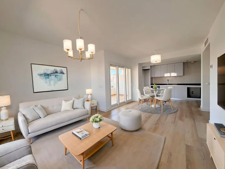Apartament na środkowym piętrze Nueva Andalucía