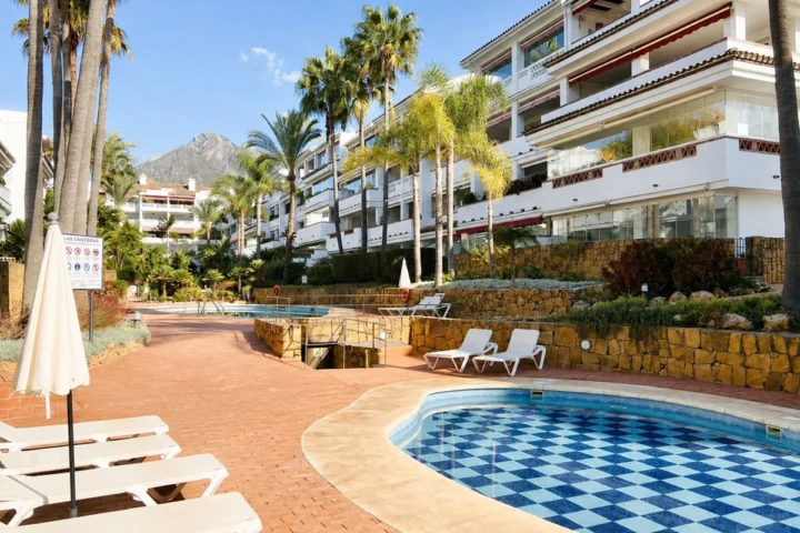 Apartament na środkowym piętrze Marbella