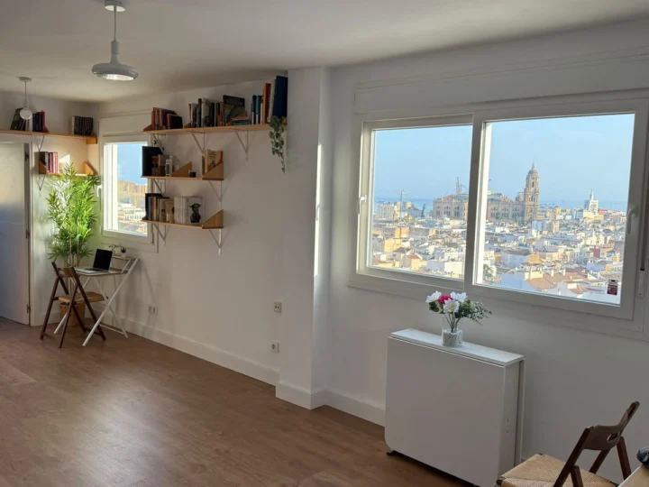Apartament na ostatnim piętrze Málaga Centro