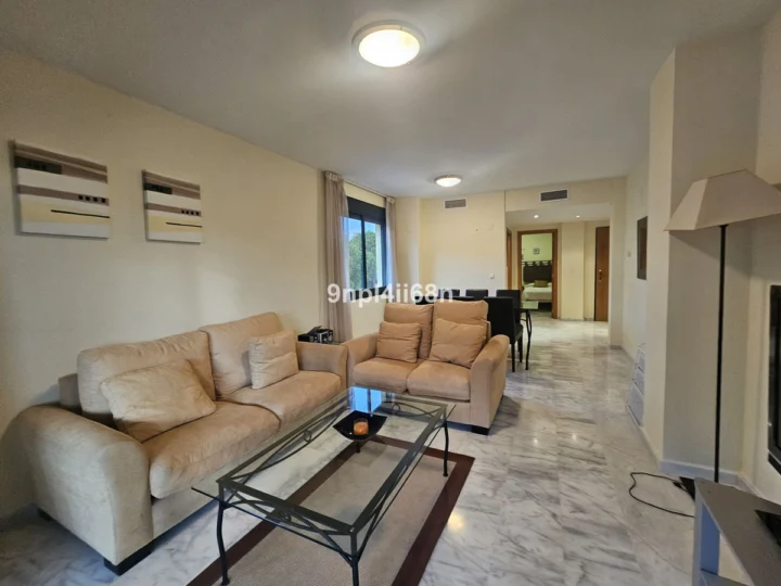 Apartament na środkowym piętrze Riviera del Sol