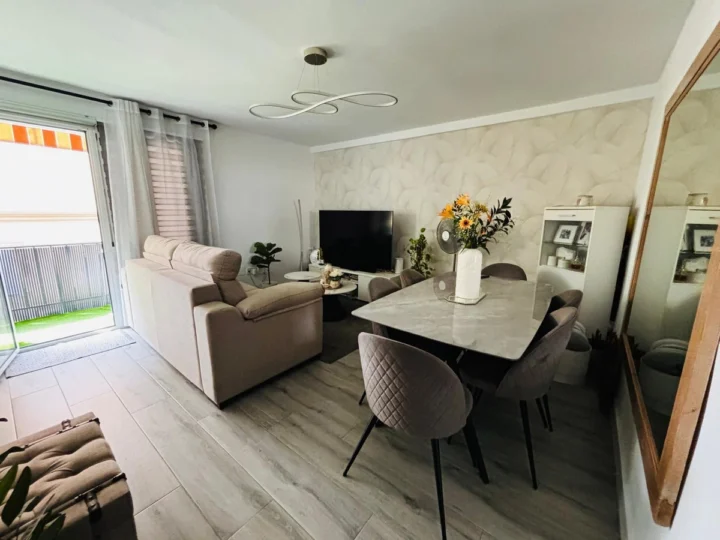 Apartament na ostatnim piętrze Las Lagunas