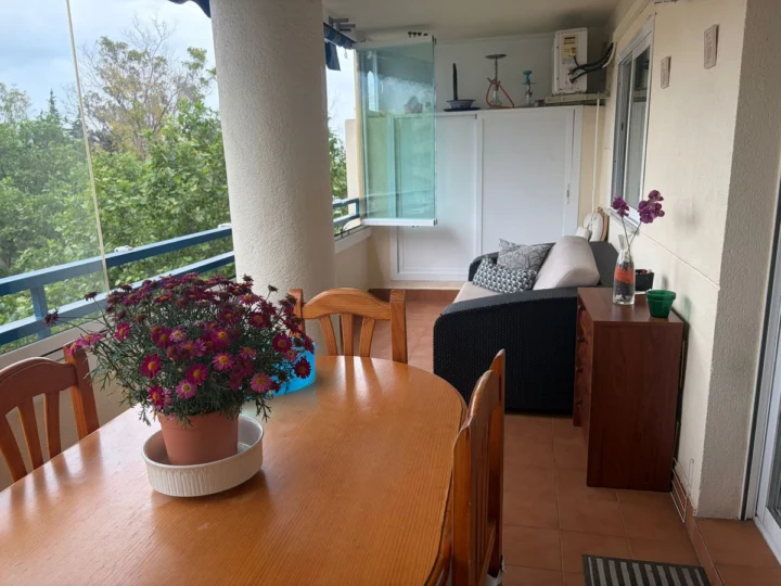 Apartament na środkowym piętrze Marbella