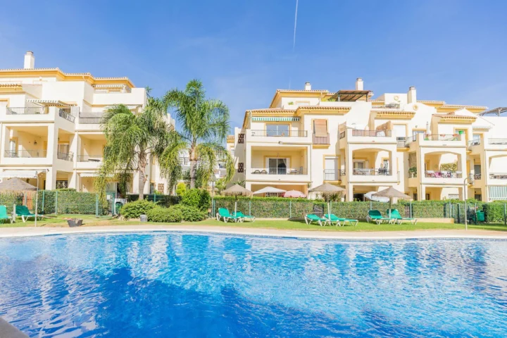 Apartament na środkowym piętrze Riviera del Sol