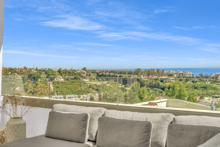 Apartament na ostatnim piętrze Estepona