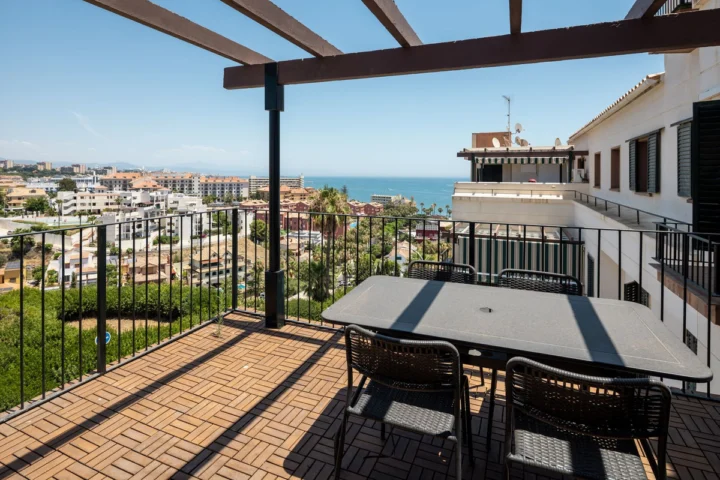 Apartament na środkowym piętrze Benalmadena