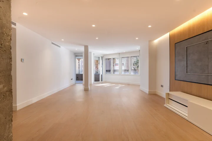 Apartament na środkowym piętrze Málaga Centro