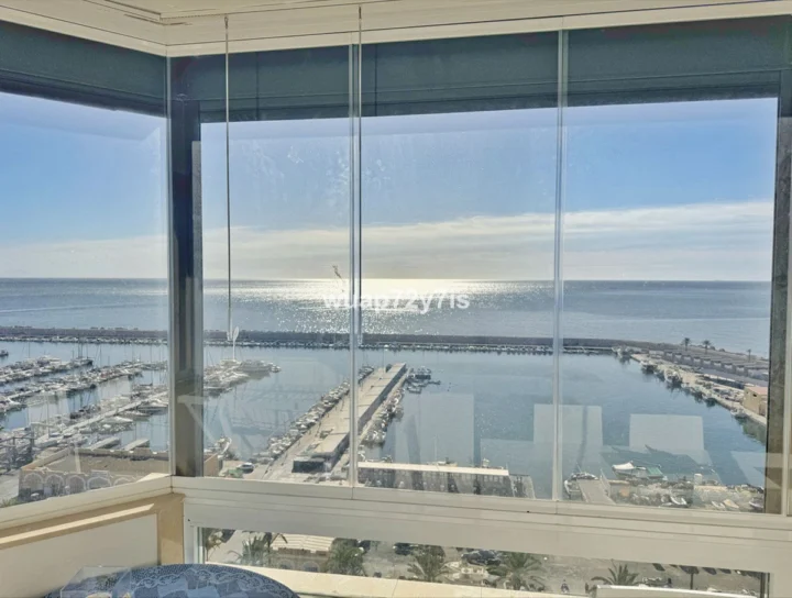 Apartament na ostatnim piętrze Fuengirola