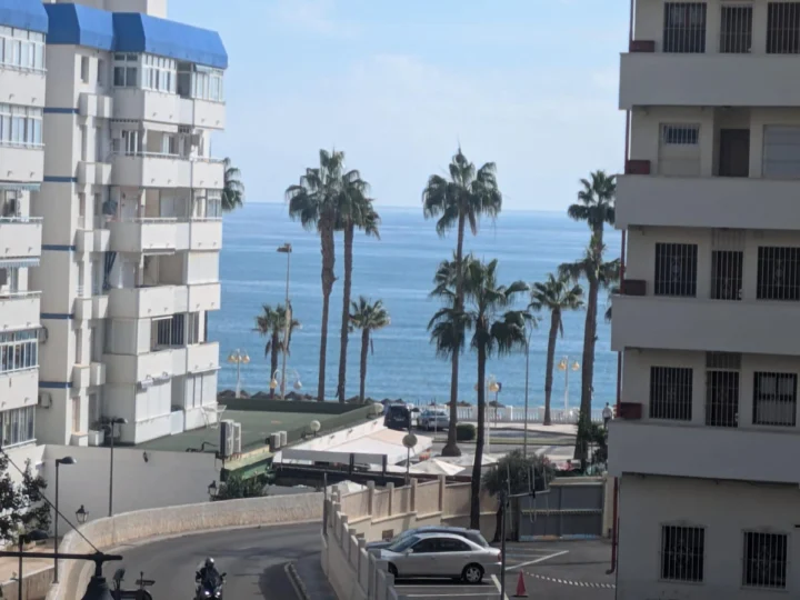 Apartament na środkowym piętrze Benalmadena Costa