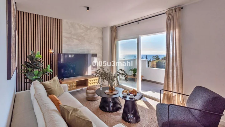 Apartament na środkowym piętrze Rincón de la Victoria