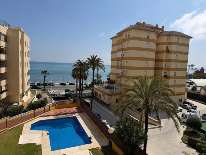 Apartament na środkowym piętrze Benalmadena