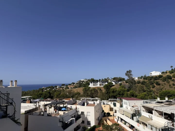 Apartament na środkowym piętrze Benalmadena